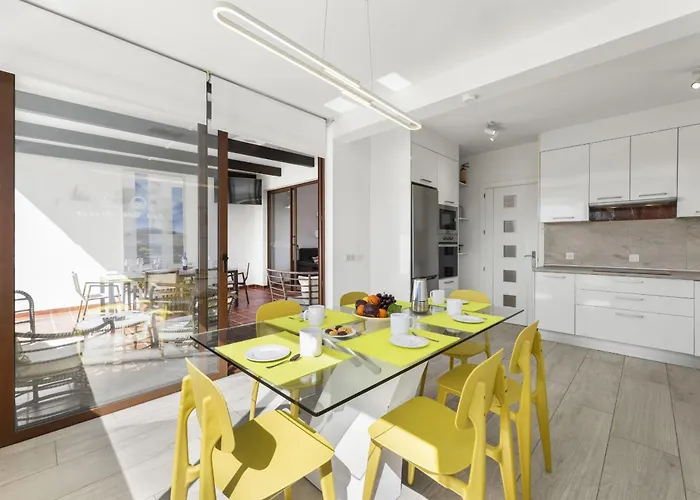 Sea Breeze Callao By Escape * פלאיה בלנקה