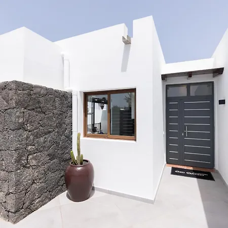 Villa Sea Breeze Callao By Escape