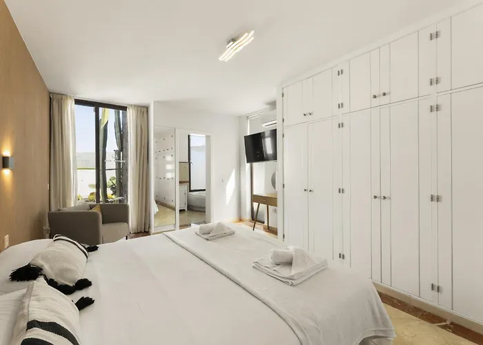 Villa Sea Breeze Callao By Escape