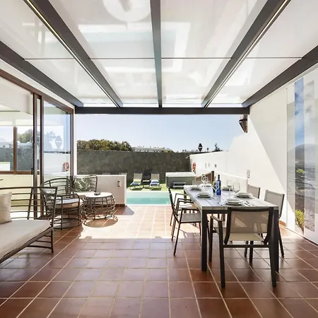 Sea Breeze Callao By Escape Vila *