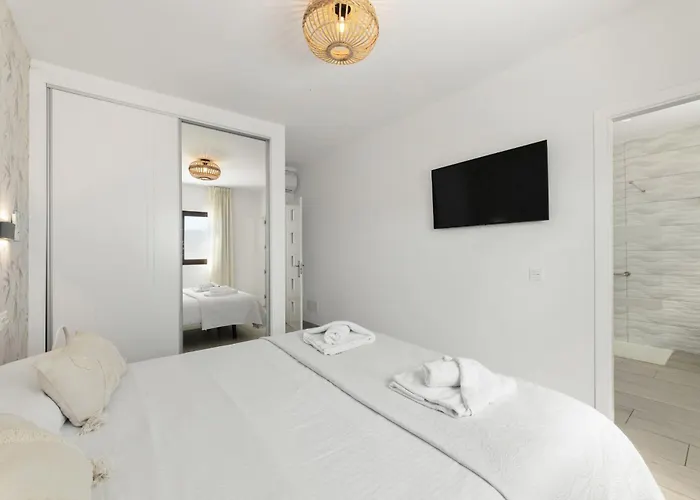 Sea Breeze Callao By Escape Vila