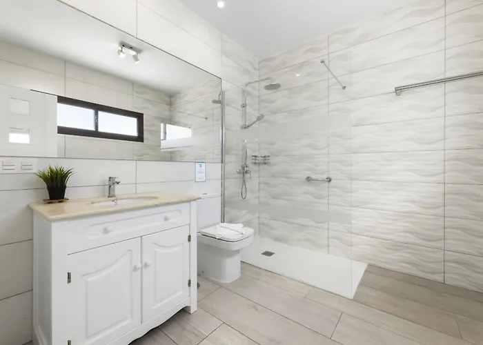 Sea Breeze Callao By Escape Vila